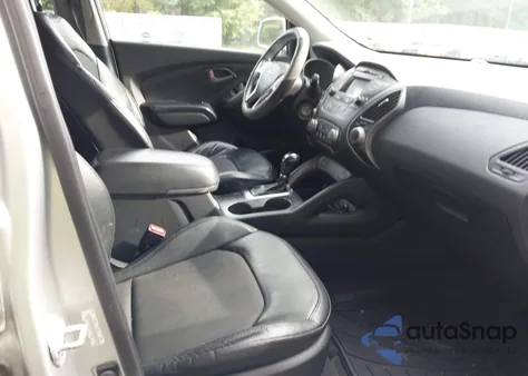 2014 Hyundai Tucson Se z USA, uszkodzony, nr VIN KM8JU3AG4EU838128